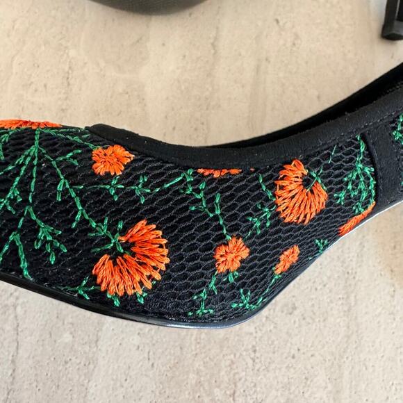 Fall Floral Print Mesh / Fabric Pumps Heels Size 8.5 - Picture 9 of 10